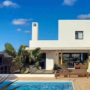 https://villa-nueva-2-with-private-pool.hotelsfuerteventura.org